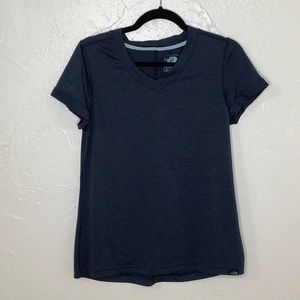 The North Face v neck short sleeves blue t shirt size medium EUC